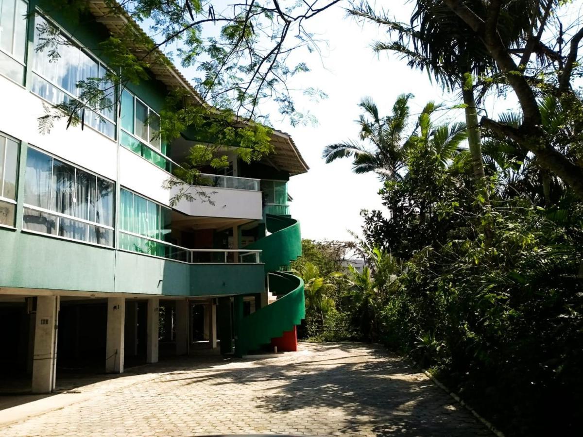 Praia De Bombinhas Res Solar Das Bromelias エクステリア 写真
